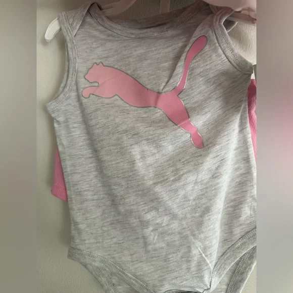 Puma| NWT Baby Girl 3 Pieces Set - Picture 3 of 5